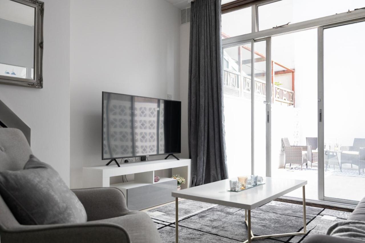 Spacious 4 Bedroom House Next To Kensington Palace London Exterior photo