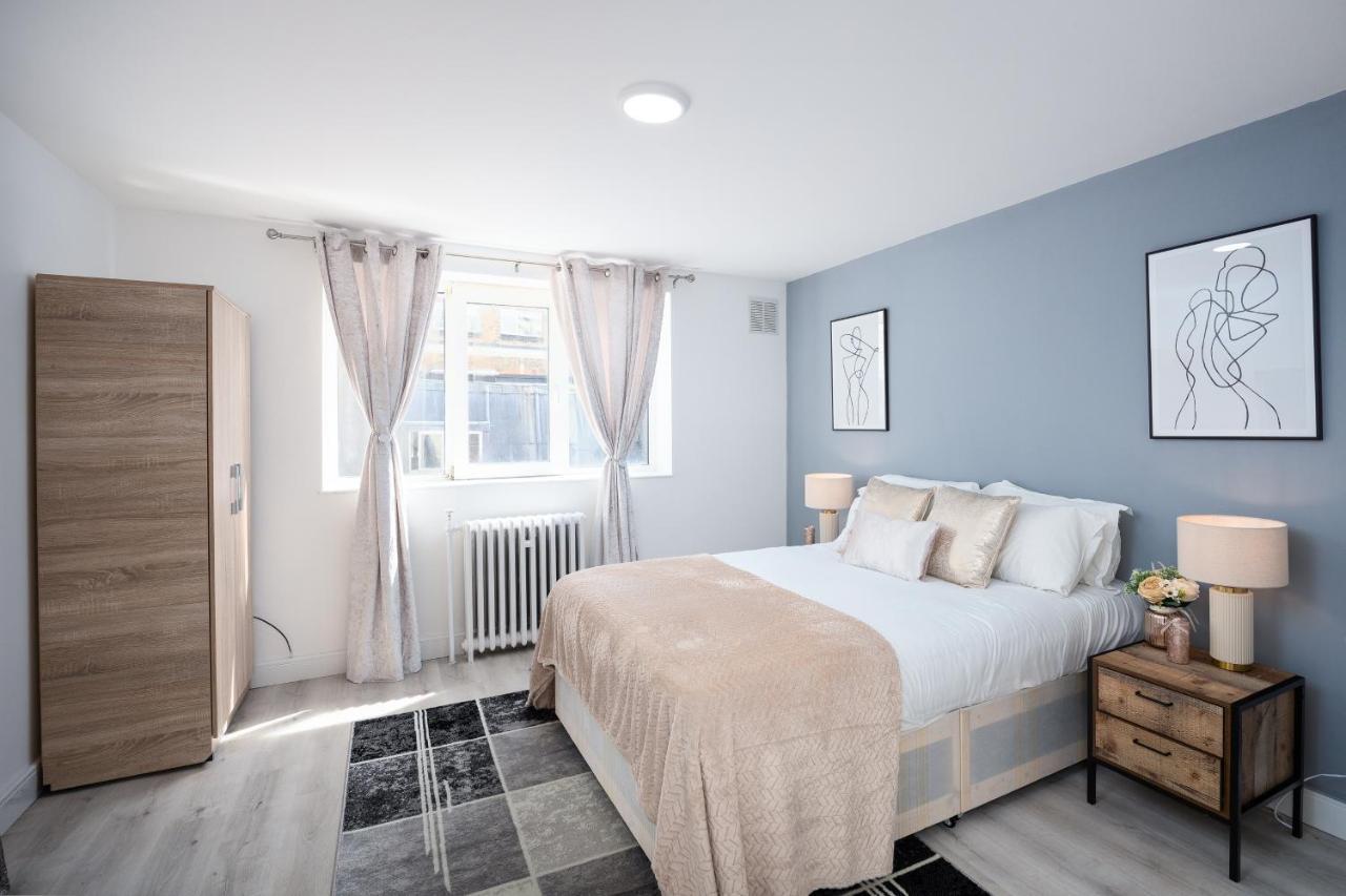 Spacious 4 Bedroom House Next To Kensington Palace London Exterior photo