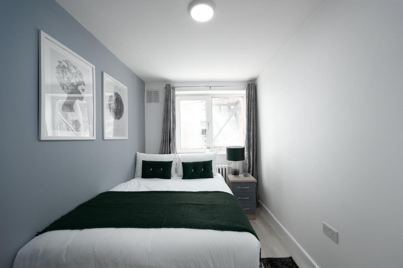 Spacious 4 Bedroom House Next To Kensington Palace London Exterior photo